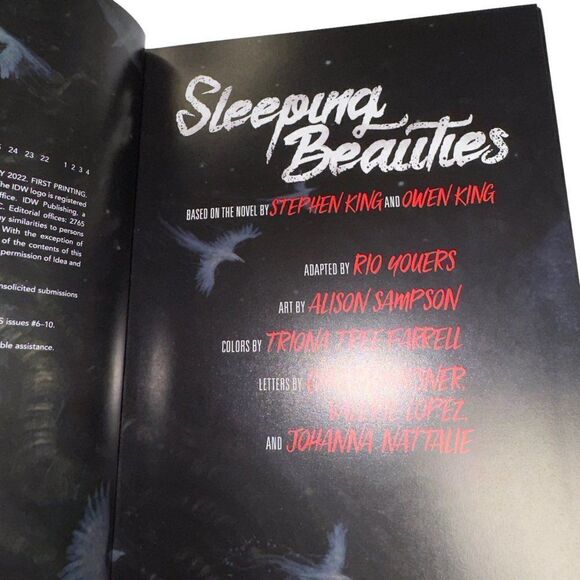 Sleeping Beauties Vol. 2 Graphic Novel First Printing Stephen King, Owen King, a - Picture 9 of 9